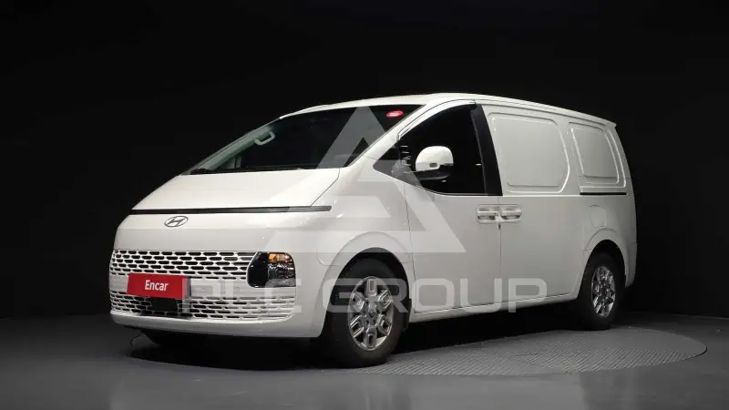 2025 Hyundai Staria