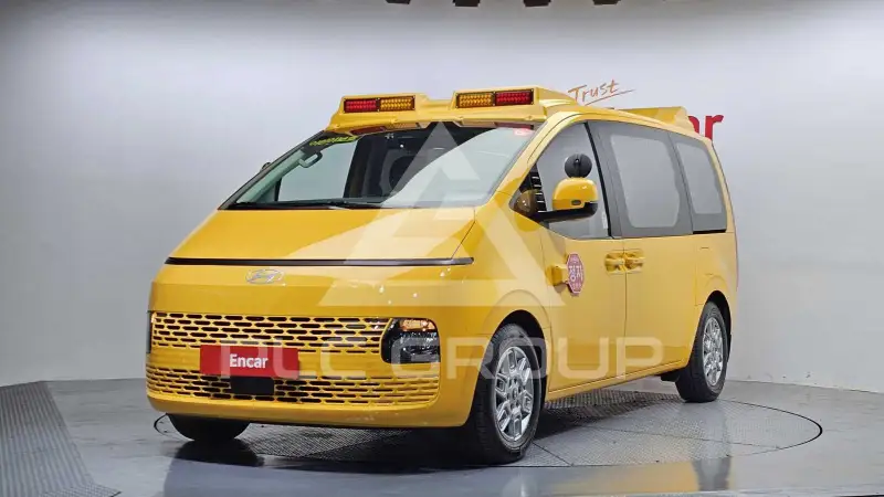2025 Hyundai Staria