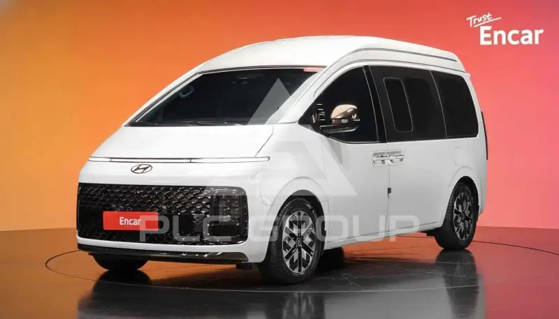2025 Hyundai Staria