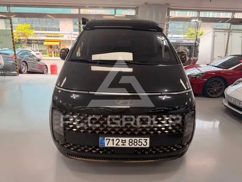 2025 Hyundai Staria