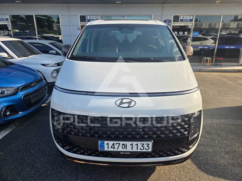 2025 Hyundai Staria