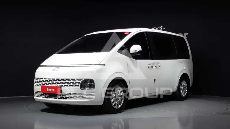 2025 Hyundai Staria