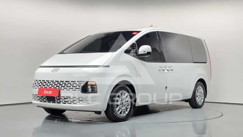 2025 Hyundai Staria