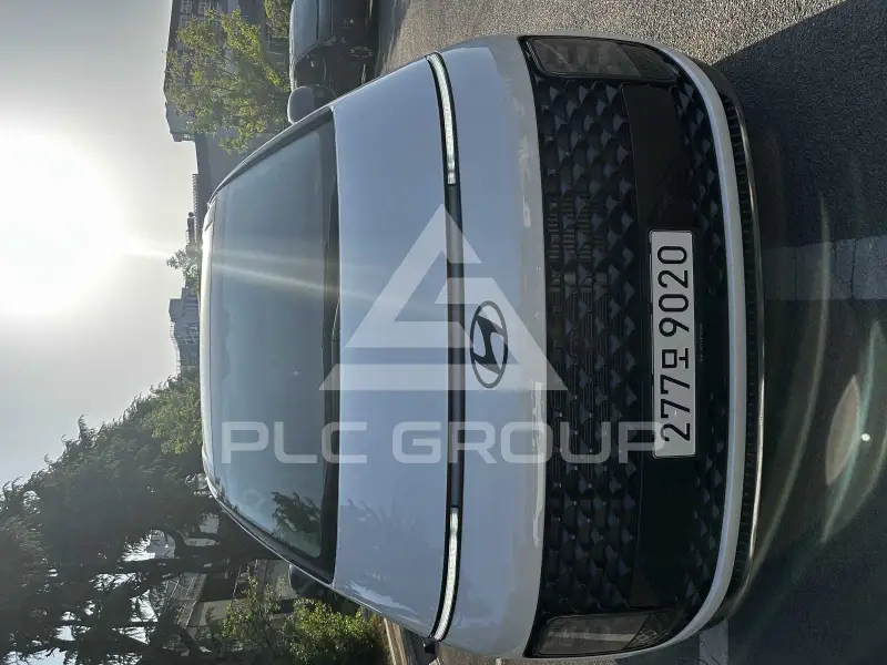2025 Hyundai Staria