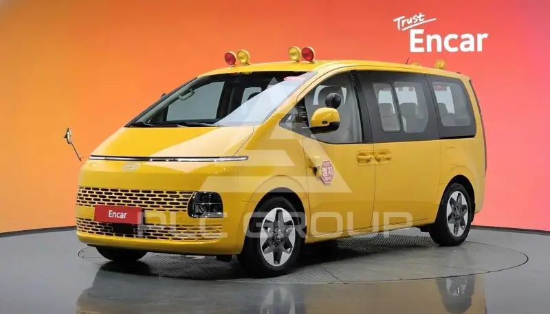 2025 Hyundai Staria