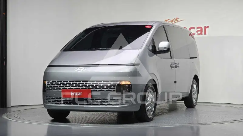 2025 Hyundai Staria