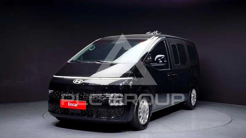 2025 Hyundai Staria