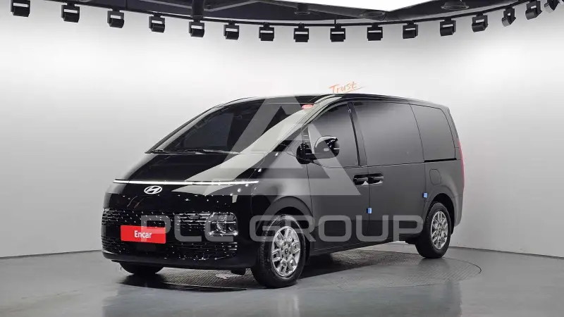 2025 Hyundai Staria