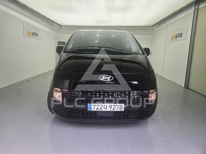 2025 Hyundai Staria