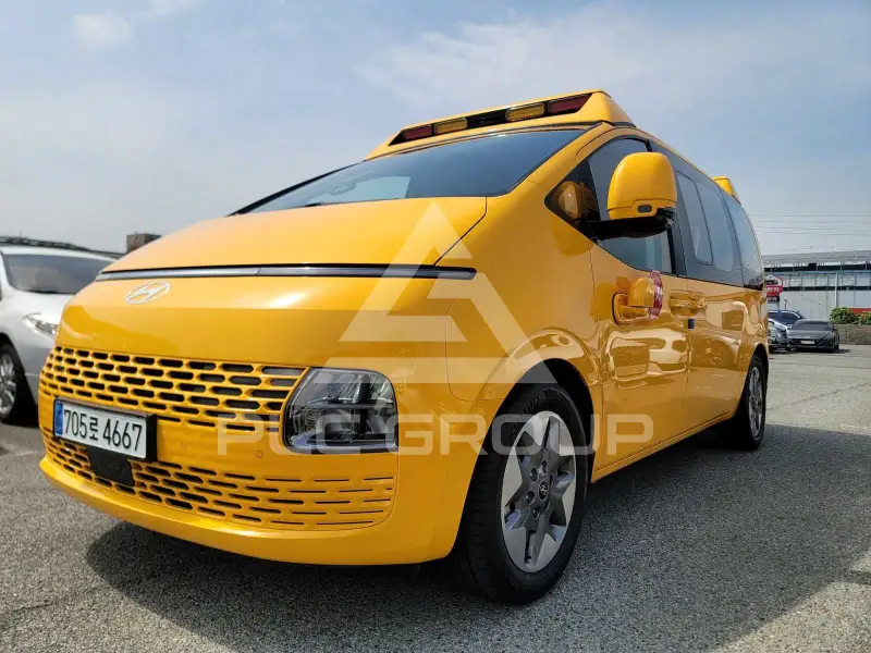 2025 Hyundai Staria