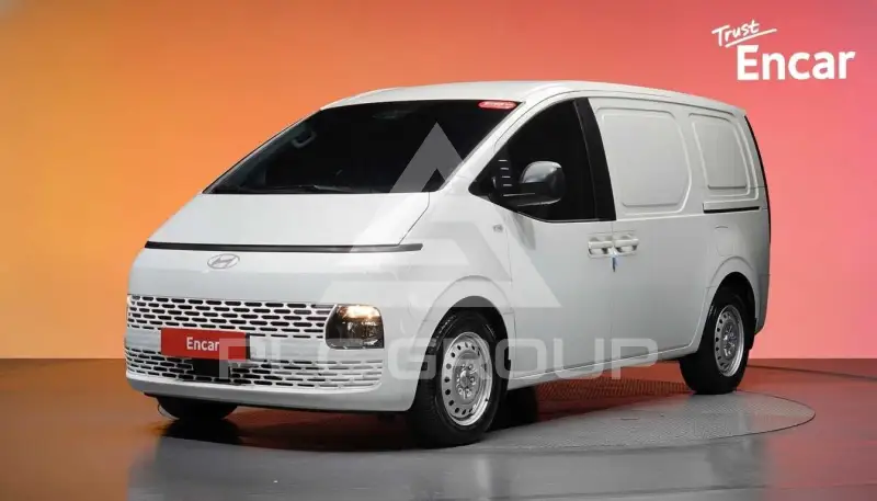 2025 Hyundai Staria