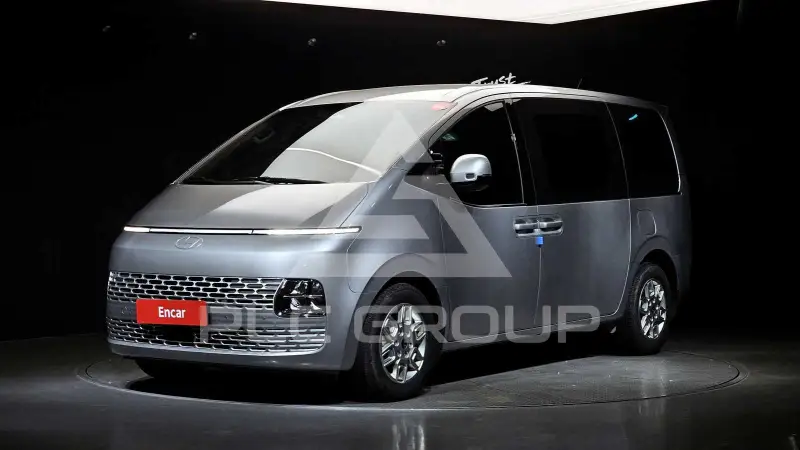 2025 Hyundai Staria