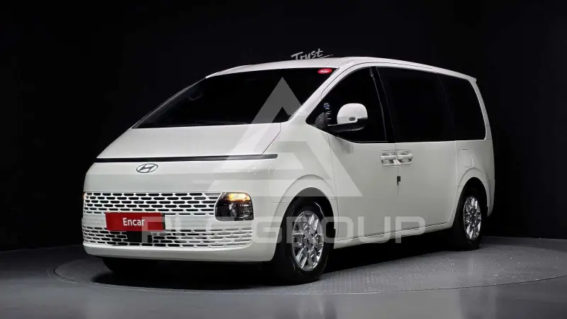 2025 Hyundai Staria