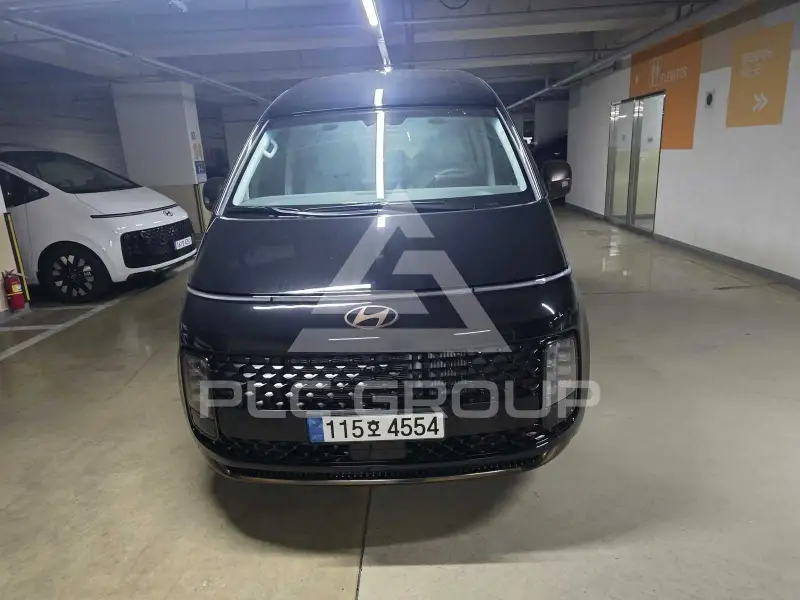 2025 Hyundai Staria