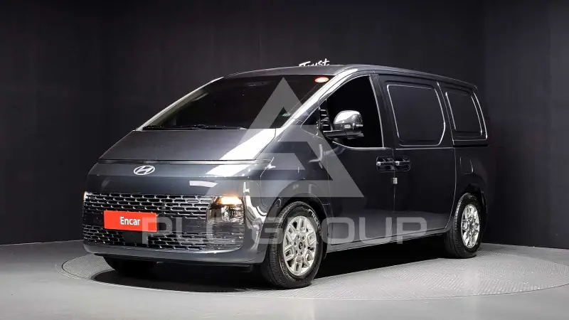 2025 Hyundai Staria