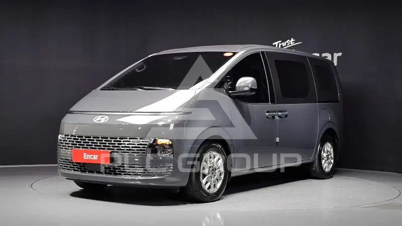 2025 Hyundai Staria