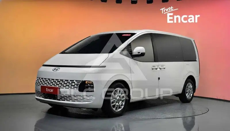 2025 Hyundai Staria