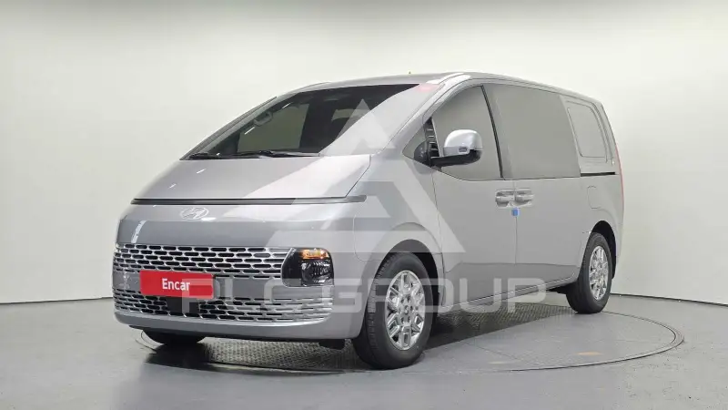 2025 Hyundai Staria