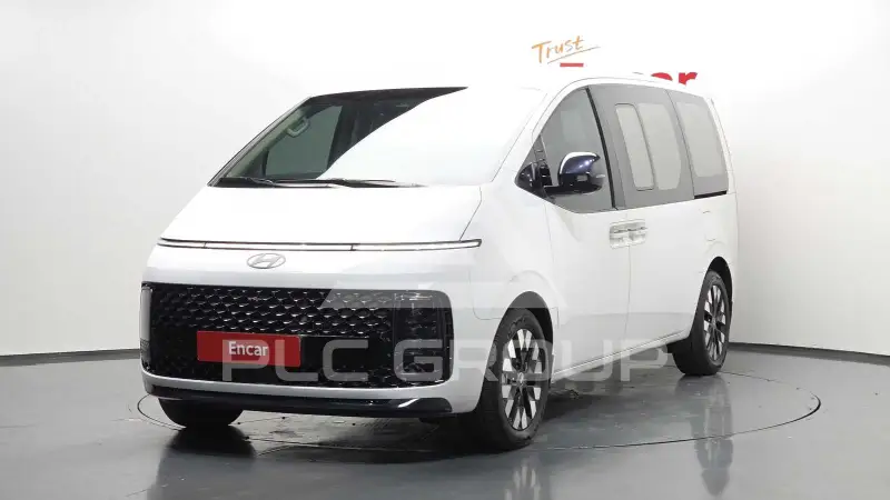 2025 Hyundai Staria