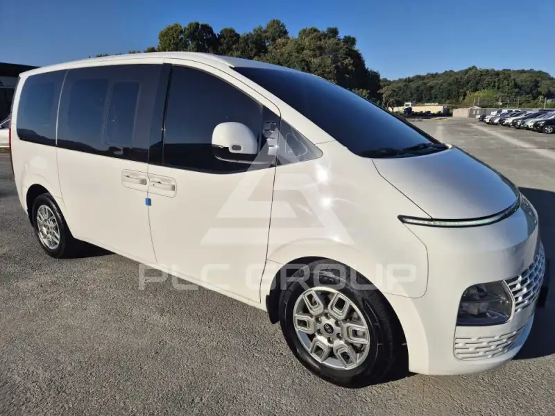 2025 Hyundai Staria