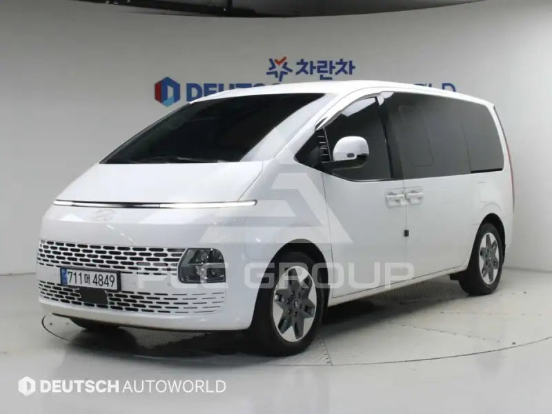 2025 Hyundai Staria
