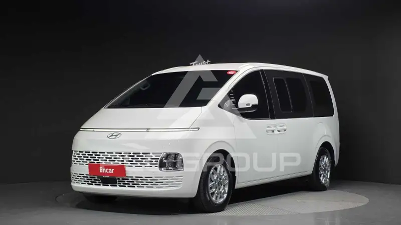 2025 Hyundai Staria