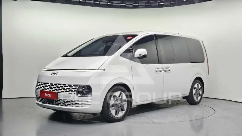 2025 Hyundai Staria