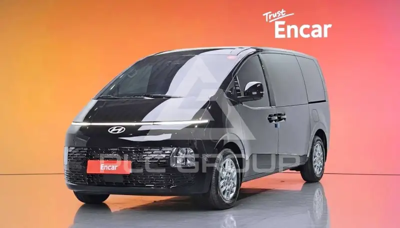 2025 Hyundai Staria