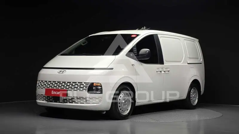 2025 Hyundai Staria