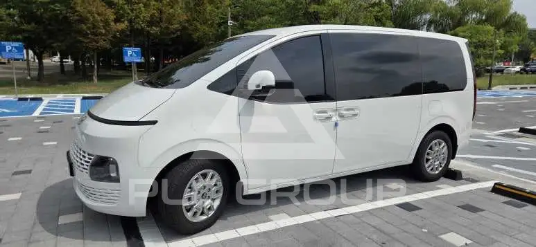 2025 Hyundai Staria