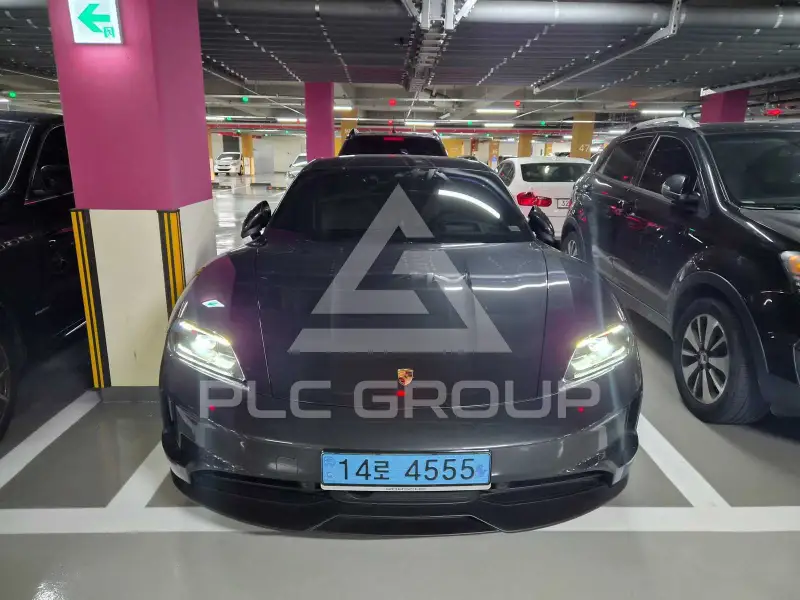 2025 Porsche Taycan