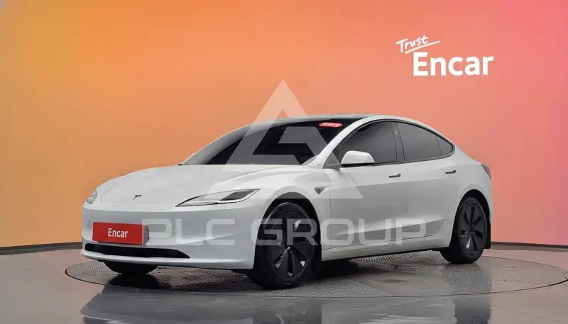2025 Tesla Model 3