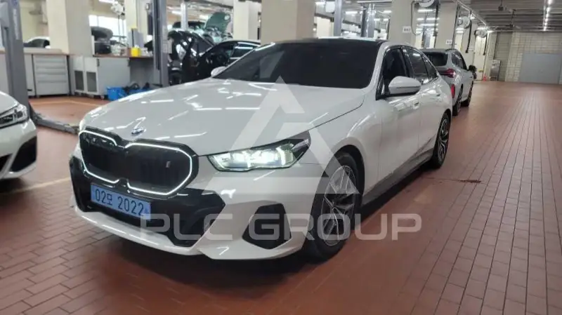2026 BMW I5 M