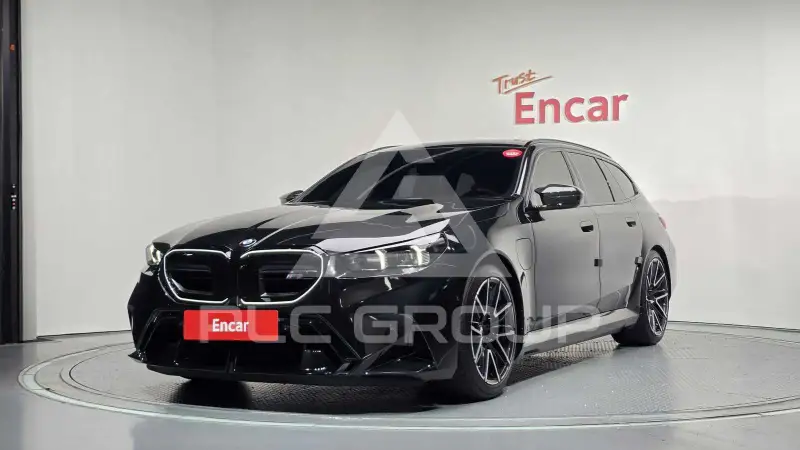 2026 BMW M5