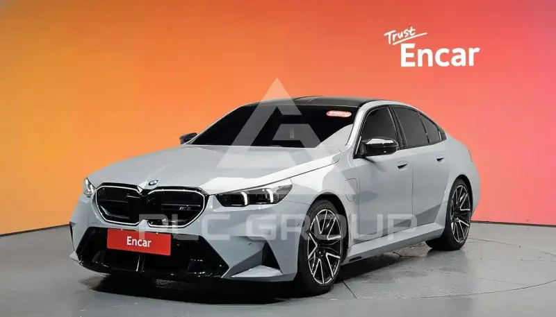2026 BMW M5