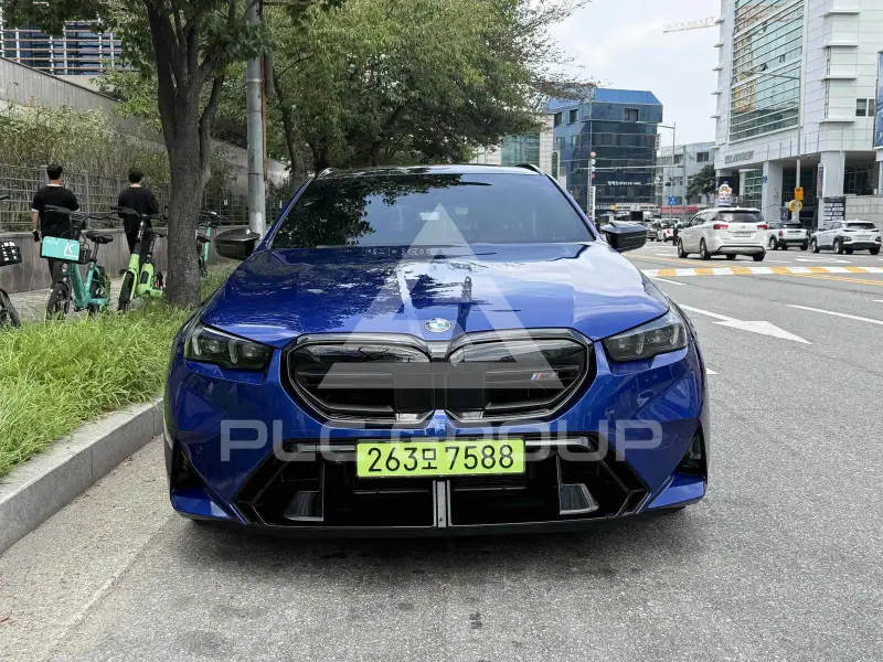 2026 BMW M5
