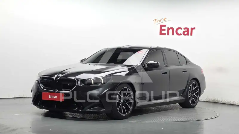 2026 BMW M5