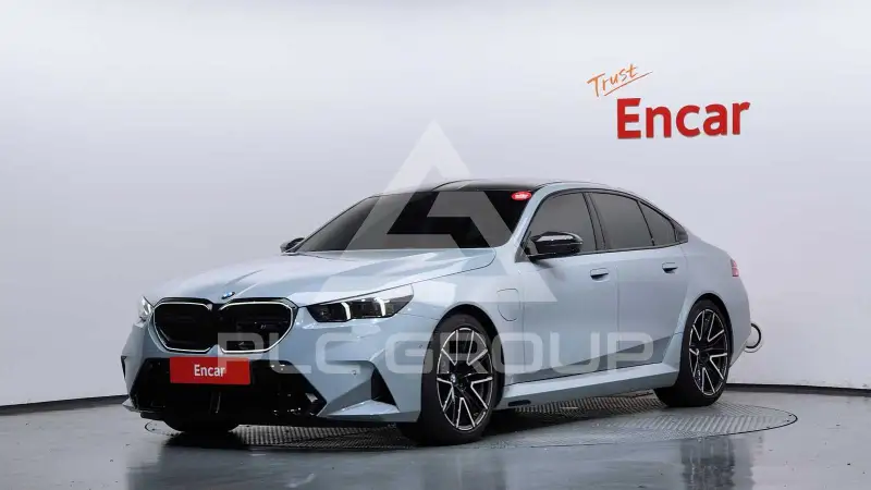 2026 BMW M5