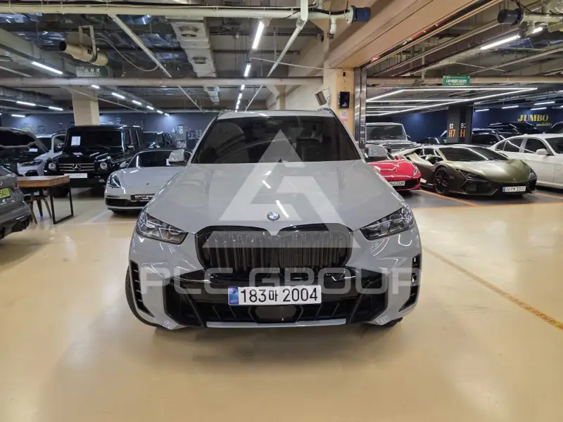 2026 BMW X5M