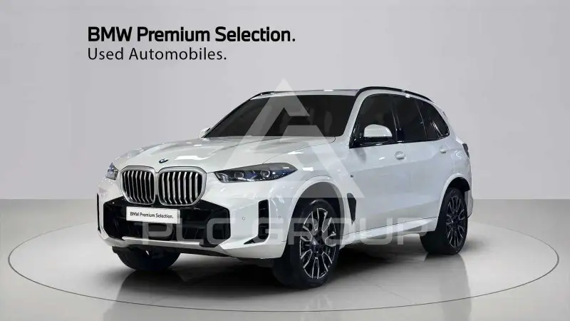 2026 BMW X5M