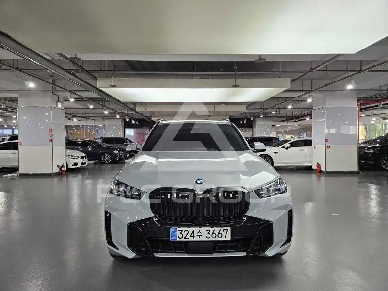 2026 BMW X5M