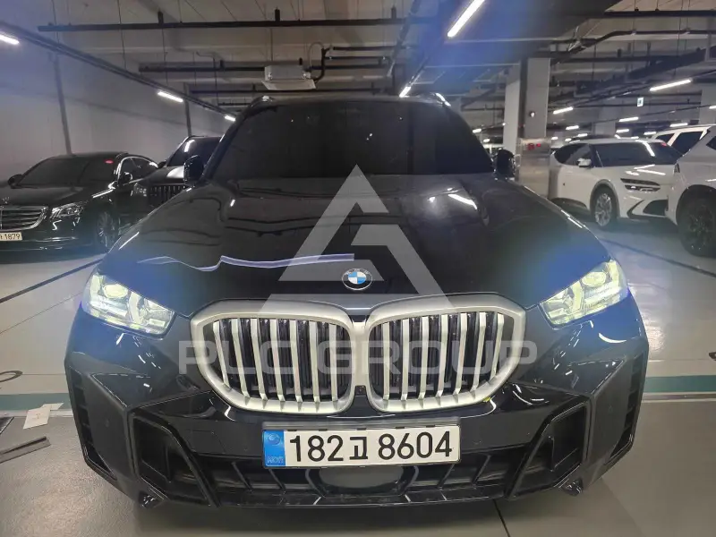 2026 BMW X5M