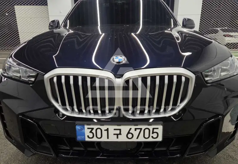 2026 BMW X5M