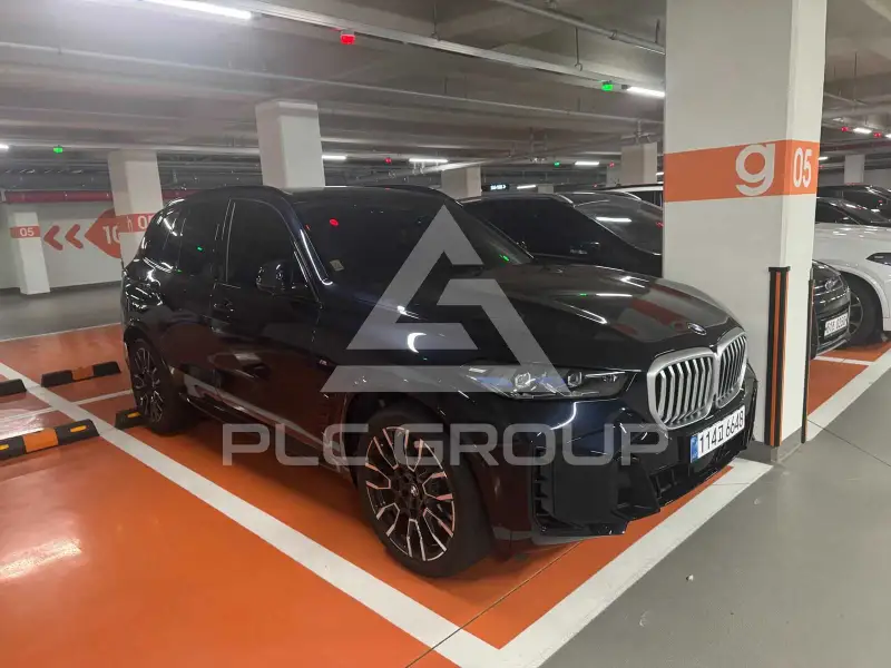 2026 BMW X5M
