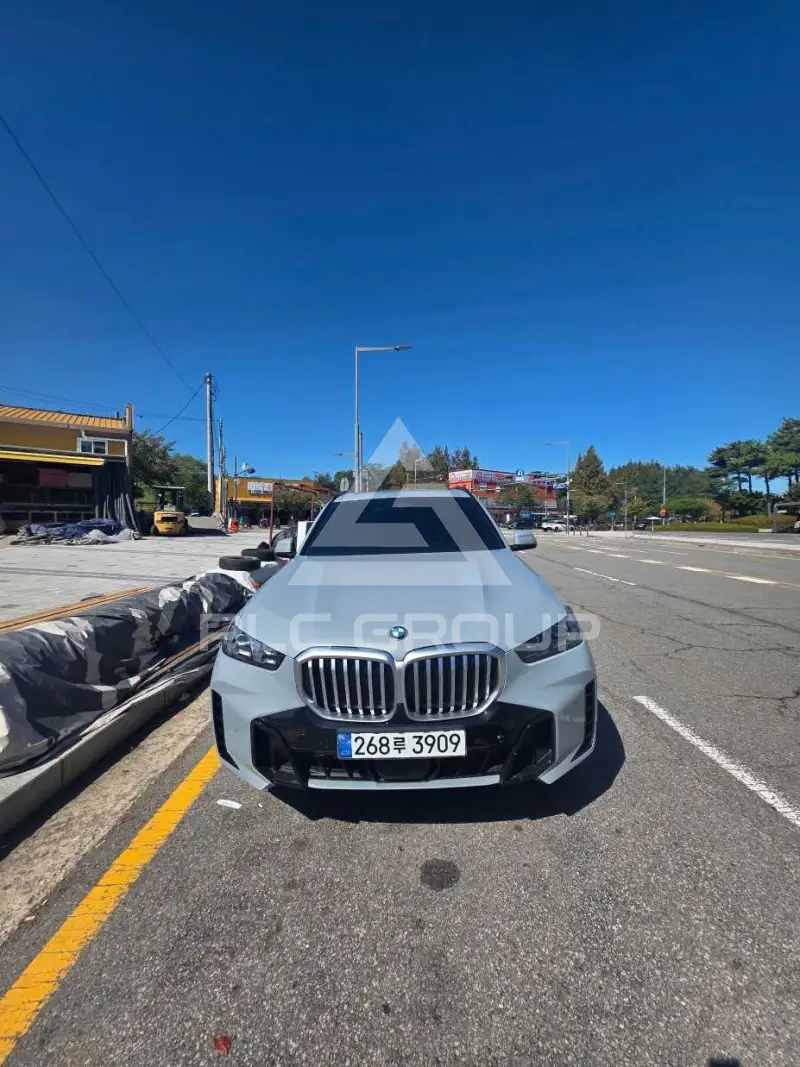 2026 BMW X5M