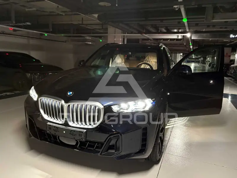 2026 BMW X5M