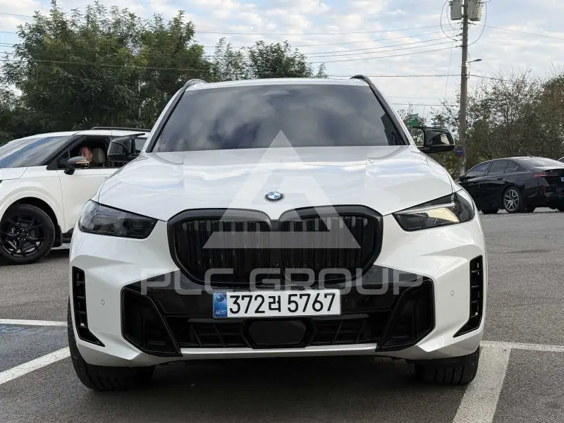 2026 BMW X5M