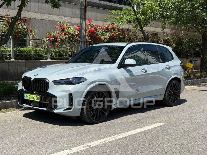 2026 BMW X5M