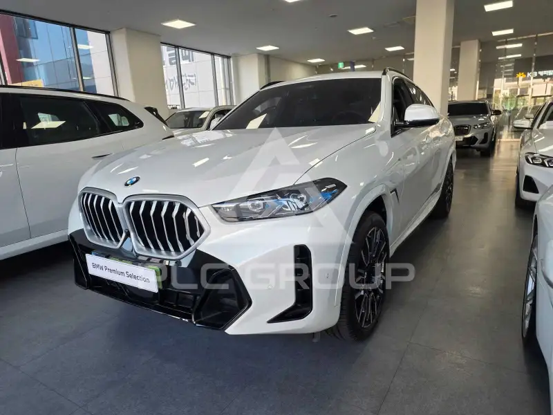 2026 BMW X6M