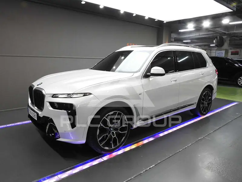 2026 BMW X7M